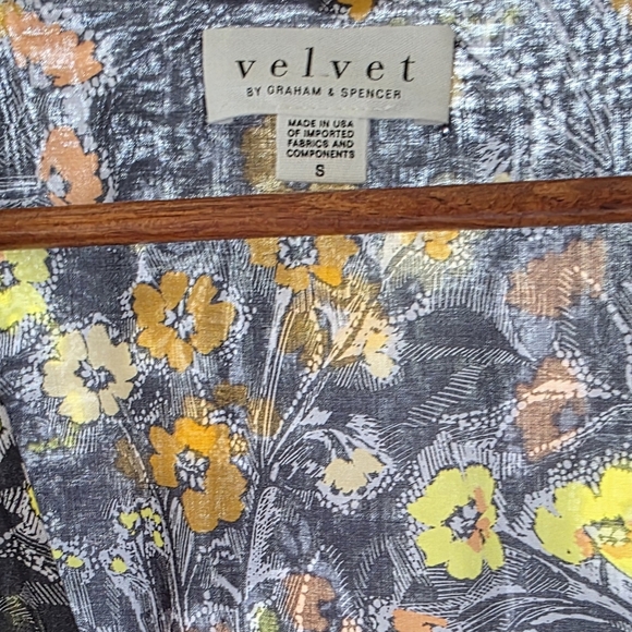 Velvet by graham and Spencer wrap dress. Boho floral, small - Picture 14 of 15